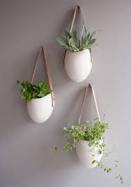 Porcelain Hanging Vertical Planter