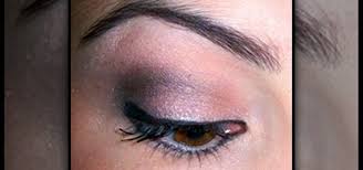 how to do an outer v eyeshadow to lift