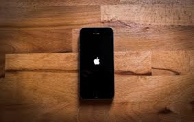 When an iphone can't work correctly, just like the user above, iphone xs max keeps restarting randomly, or other ios system problems, like stuck on apple logo , black screen, white screen, the app keeps crashing, etc. Iphone Reset So Lasst Sich Ein Neustart Erzwingen