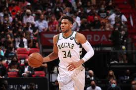Milwaukee bucks single game tickets available online here. Y54ypvi 3m706m