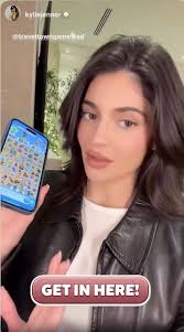kylie jenner promotes mobile game in