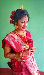 bengali bridal makeup looks stock photo