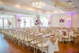 Florida has many lovely baby shower venues, including restaurants, hotels, banquet halls, and many more. Baby Shower Venues Crystal Ballroom
