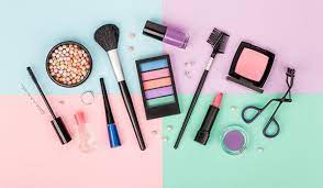 5 makeup tools every should have