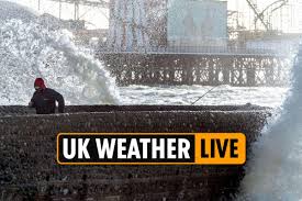 Later in the night, clear spells and wintry showers will develop for northern uk weather forecast: Weather Forecast Today Uk Met Office Latest On Fears Massive Beast From The East Snow Storm Will Hit Uk At Christmas Newswep