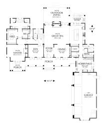 Colonial Style House Plan 4 Beds 5