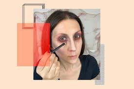 easy zombie makeup look for halloween