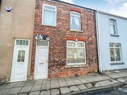 3 bed terraced house in the