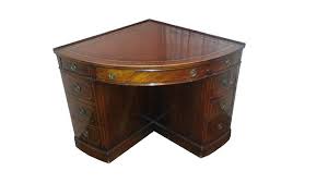 In vasagle, you can find different kinds of home office corner desk for sale in affordable price. Antique Arts And Craft Corner Desk With Leather Top For Sale At Pamono