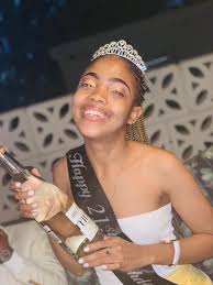 She became an internet sensation following the upload of a video containing her dancing on her social media account. Kamo Mphela Children Tshisalive 13 Nov Kamo Mphela If You Re Doing Normal Am An Artist And Dancer Known For My Amapiano Dance Moves Making Waves Worldwide Alyssa Bastian