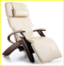 Zero gravity recliner chairs the zero gravity position was first developed by nasa engineers to dramatically reduce the compression of the spine our astronauts experienced during rocket launch into space. 39 Reference Of Massage Chair Zero Gravity Costco Zero Gravity Recliner Massage Chair Zero Gravity Chair