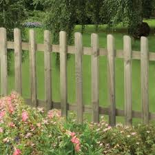 Picket Fencing Wooden Picket Fence