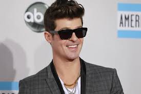 Robin Thicke Lands First Billboard Hot 100 No 1 Single With
