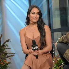 Nikki bella and artem chigvintsev got some troubling news on the nov. Nikki Bella Forced Into Retirement Over Brain Cyst Why Did Nikki Bella Quit Wwe