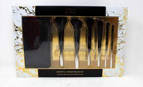 black makeup brush set