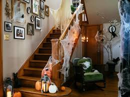 decorate your foyer for halloween