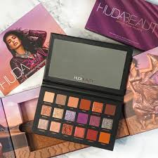 A dynamic eyeshadow palette with 18 shades in four unique textures: Huda Beauty Desert Dusk Eyeshadow Palette Eye Makeup Gmart Pk