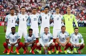 England football team with deliveroo. å¦‚ä»Šçš„è‹±æ ¼è˜­è¶³çƒéšŠ æ˜¯ä¸‰å–µé‚„æ˜¯ä¸‰ç… æ¯æ—¥é ­æ¢