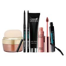 lakme fashionista s fix collection at nykaa best beauty s