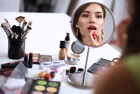 five easy steps to minimize your makeup