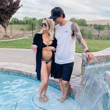 So his wife, angela, revealed that she improvised by using a pair of her hanky panky thongs. Carey Price Wiki Age Height Parents Wife Daughters Net Worth