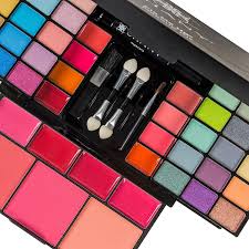 makeup kit eye shadows lip colors