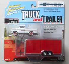 Johnny Lightning 1 64 Truck Trailer 1965 Chevy Truck W Car Trailer Jlsp020