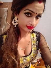 Beautiful Indian Transgender ????????❤️????❤️ - CrossDressers - Boys In Saree. |  Facebook