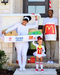 influencer family halloween costumes