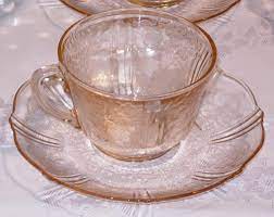 depression glass guide and