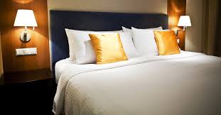 How do i look for bedbugs in my hotel room? How To Check For Bed Bugs In A Hotel Room