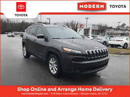 pre owned 2017 jeep cherokee laude
