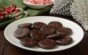 Add the flour and whiskey, and combine until smooth. Best Irish Christmas Cookies Recipe For Santa On Christmas Eve Mint Cookies Recipes Thin Mint Cookies Mint Cookies
