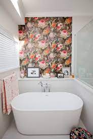 Modern Bathroom Wallpaper Accent Wall ...