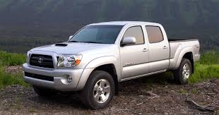 toyota tacoma named truck of the year