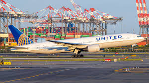united airlines boeing 777 200 which