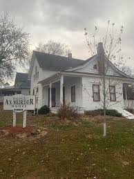 Axe murder house from mapcarta, the open map. Stayed The Night At The Villisca Axe Murder House Where Six Kids And Two Adults Were Savagely Murdered In 1912 Perpetrator Never Caught I Have More Questions Than Answers Now Ghosts