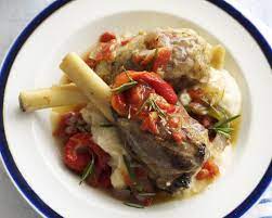 https://www.womensweeklyfood.com.au/dinner/lamb-shanks-recipes-31760/ gambar png