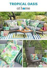 Tropical Patio Look For Bright Colors