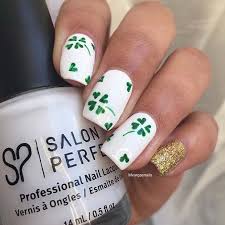 Saint patrick's day is this coming tuesday, which means there's cause for celebration this weekend. 19 Glam St Patrick S Day Nail Designs From Instagram Stayglam