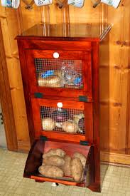 1 x 10 x 8' pine: Potato And Onion Storage Bin