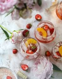 rosé spritz tail with strawberries