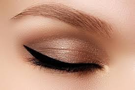 makeup for dark eyes