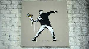 Nun ist ein neues werk des berüchtigten künstlers in nottingham aufgetaucht. Banksy Das Geheimnis Um Die Identitat Des Streetart Kunstlers Und Die Message Hinter Seinen Kontroversen Werken Gq Germany