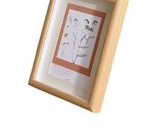 صورة Modern simple wood picture frame