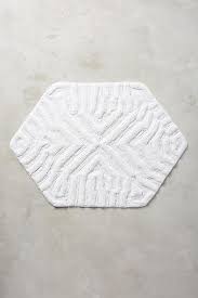 white hex linear textured bath mat