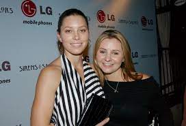 Jessica claire timberlake is an american actress, model, producer, and singer. 7th Heaven Star Beverley Mitchell Reveals Jessica Biel Supported Her Through Miscarriage Of Twins