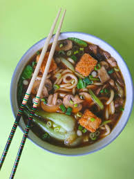 vegan udon noodle soup with mushrooms