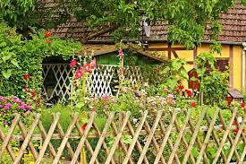 Small Garden Fence Ideas