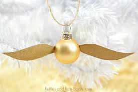 Give your christmas tree some harry potter magic this holiday season with these easy and inexpensive diy ornaments. Diy Golden Snitch Ornament A Harry Potter Christmas Craft